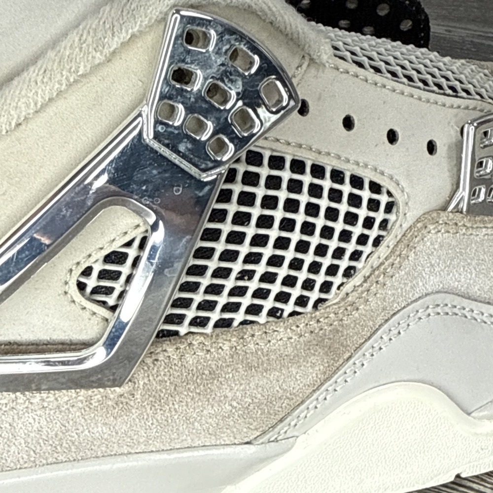 Jordan 4 Retro Frozen Moments Women's Sneakers Size 9.5 (Discoloration/Read) - Picture 15 of 16